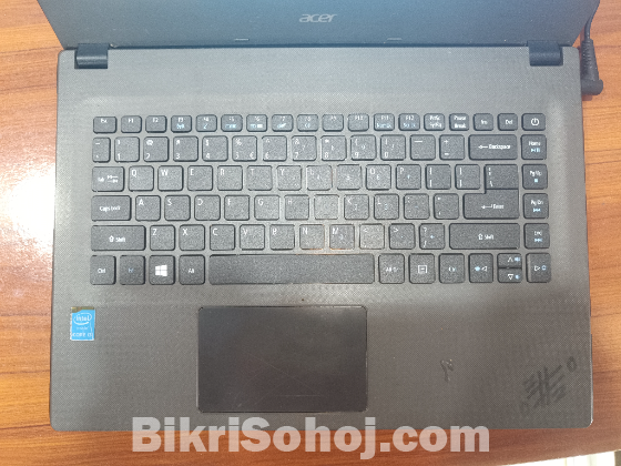 Laptop Acer es1